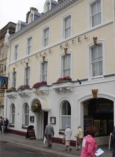 New refurbished luxury hotel to open in Cirencester